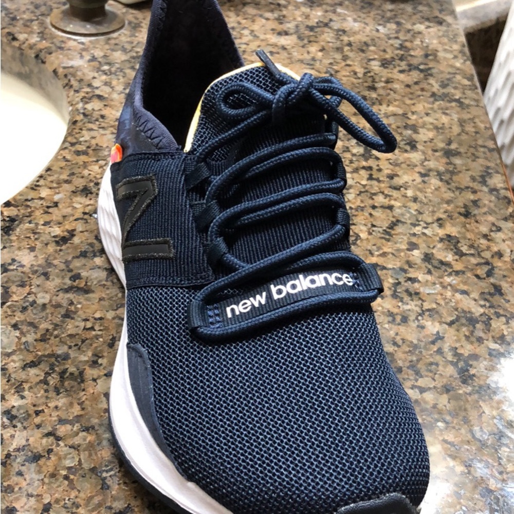 New balance fresh foam roav size 5.5